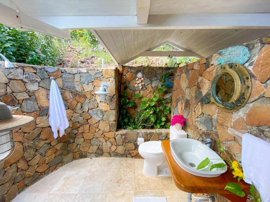 Luxury 7Br Waterfront Villa With Views Of Marina Cay And Scrub Island East End Eksteriør billede